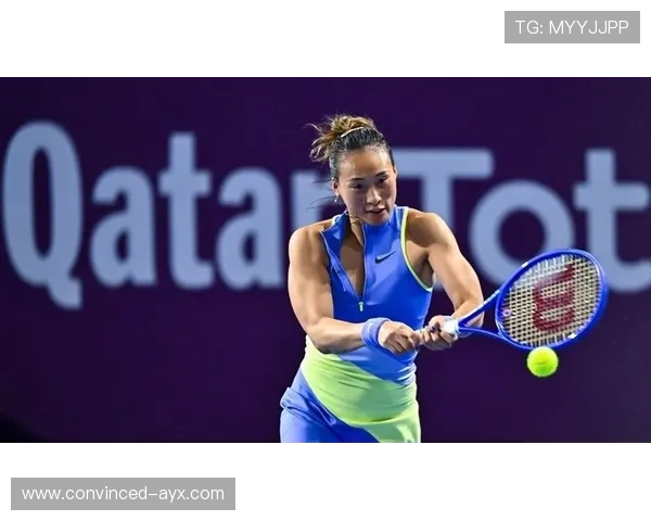 世界网坛最新动态：球星激战赛场精彩瞬间回顾