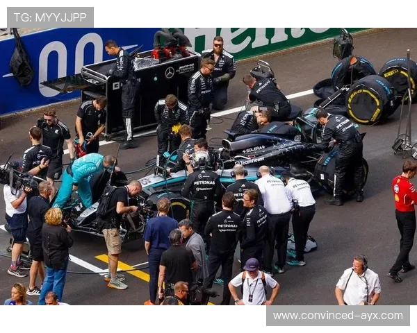 梅赛德斯展现强势回归 F1赛季中期战局迎来新变数