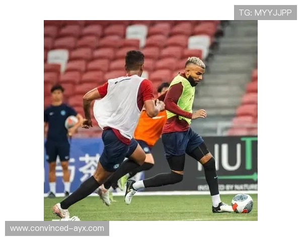 欧塞尔俱乐部迎来新赛季挑战 主帅与球员们目标明确奋力拼搏