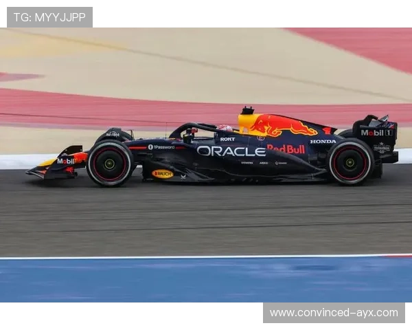 F1赛季新规则引发车队纷争 各大车队策略调整激烈竞争加剧