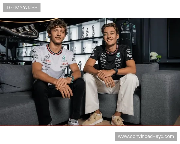 F1赛季最新动态：车队策略调整与车手排名激烈争夺