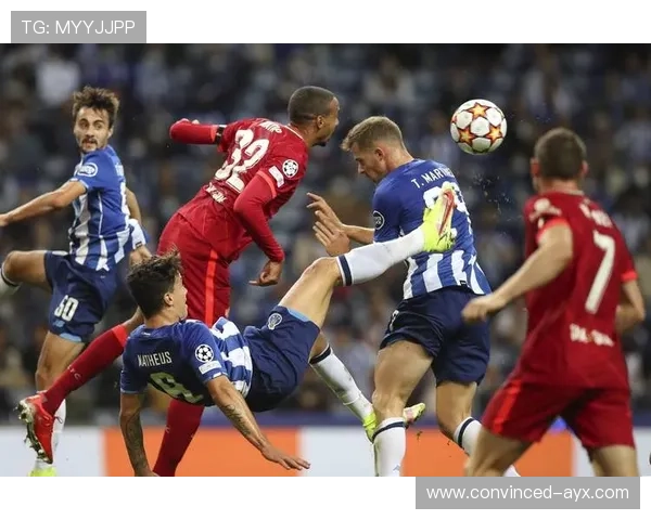 世界杯焦点赛事回顾：劲旅鏖战精彩瞬间全解析