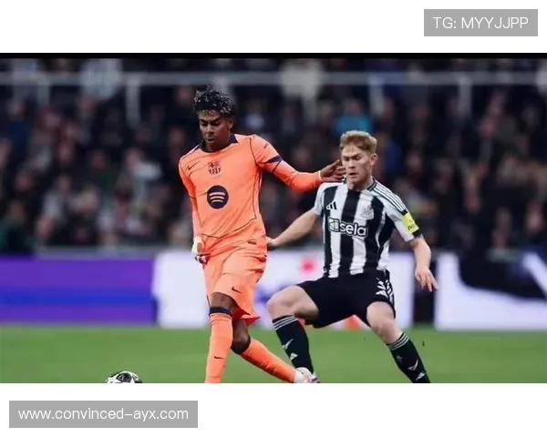 欧冠最新战报：豪门激战晋级悬念重重球迷热议