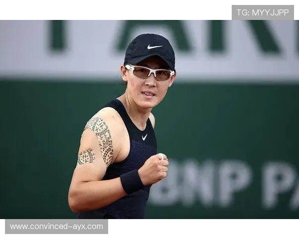 网球名将郑赛赛夺得职业生涯首个单打冠军，力克世界前十选手成功登顶